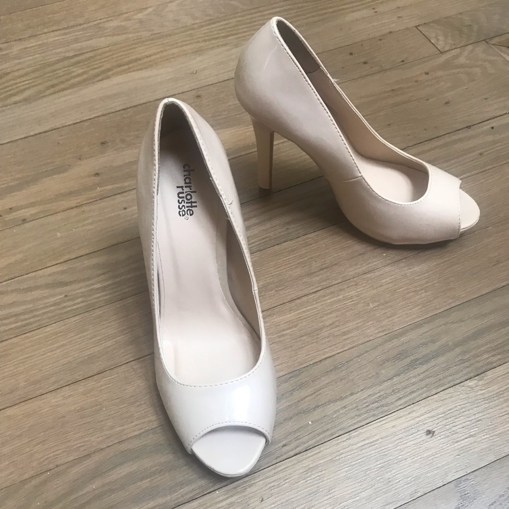 Charlotte Russe nude party pumps women’s size 9